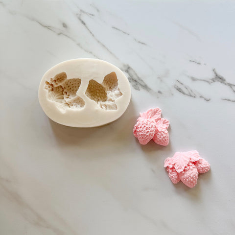 STRAWBERRY BUNCH MOLD
