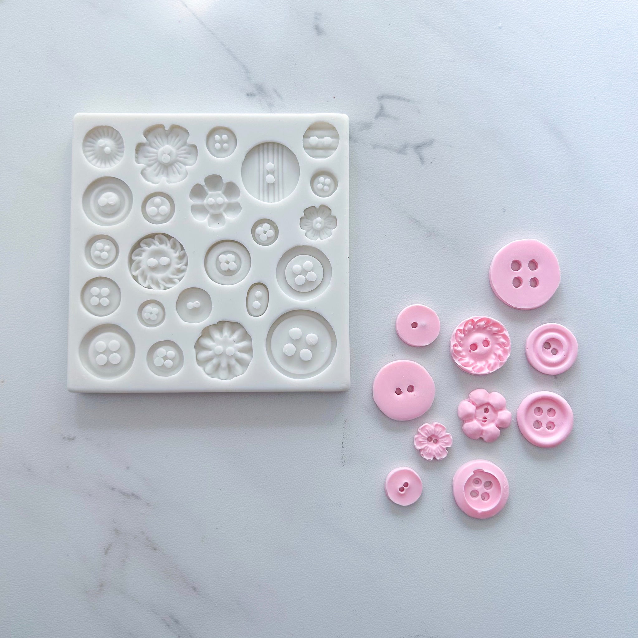 BUTTON VARIETY MOLD