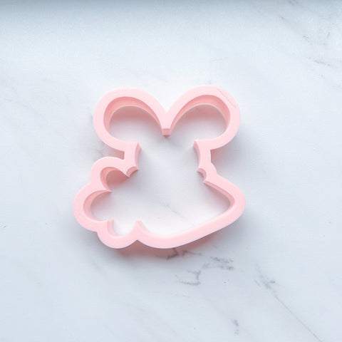 BUNNY WITH CARROT COOKIE CUTTER BY SAIDAS SWEETS