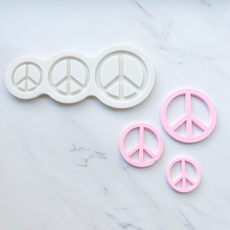 PEACE SIGN TRIO MOLD