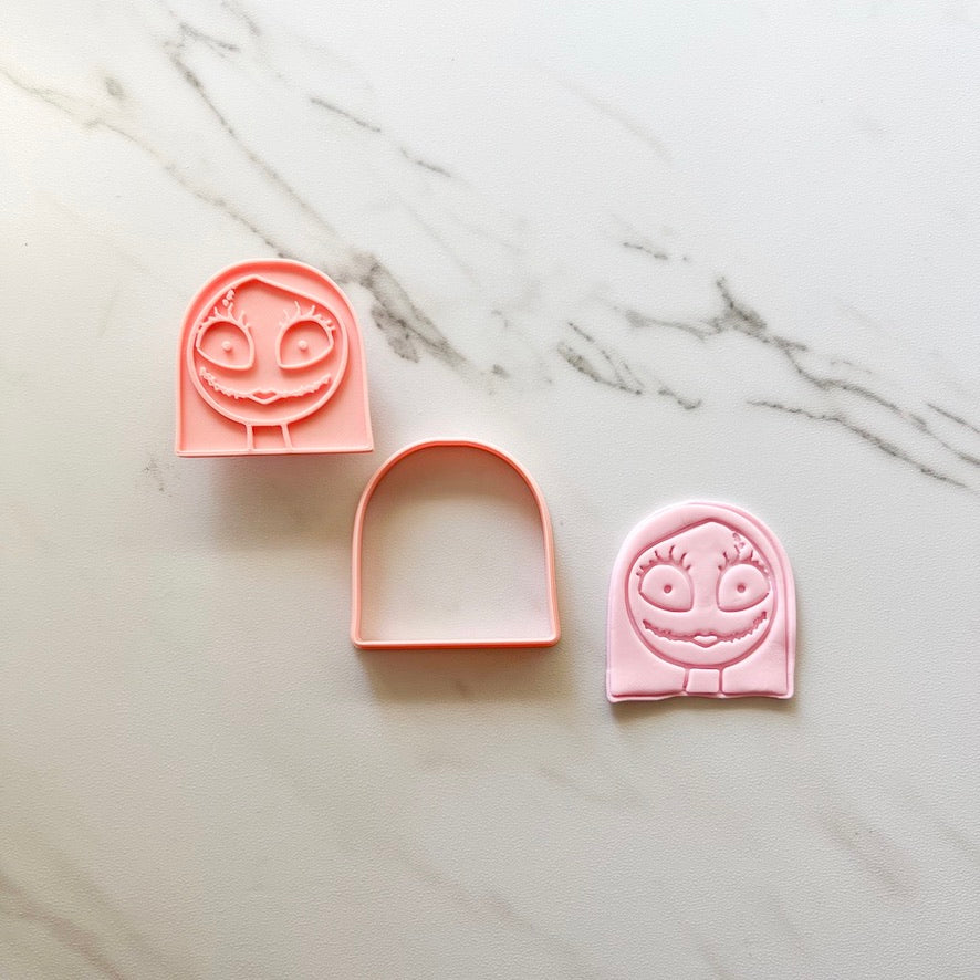 SALLY CUTTER/ EMBOSSER BY CREATIVE HEART LAB