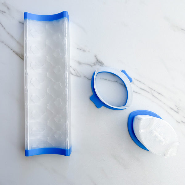 LARGE FOOTBALL POPPER BY DAISY MAKES