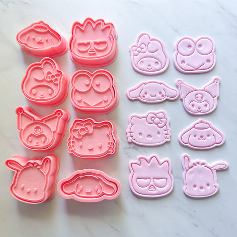 HELLO KITTY AND FRIENDS THEME CUTTERS (8)