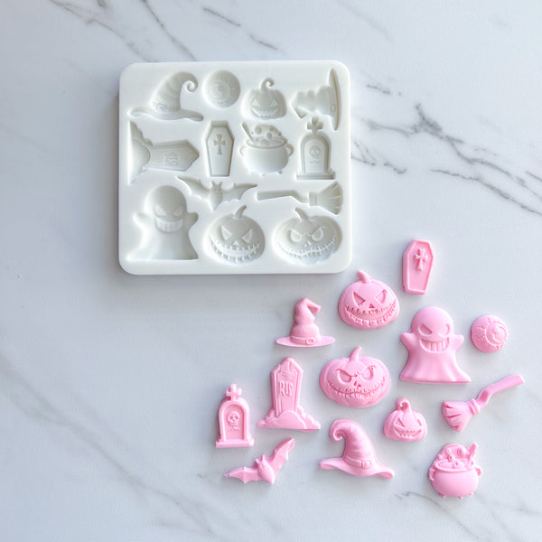 HALLOWEEN ESSENTIALS MOLD
