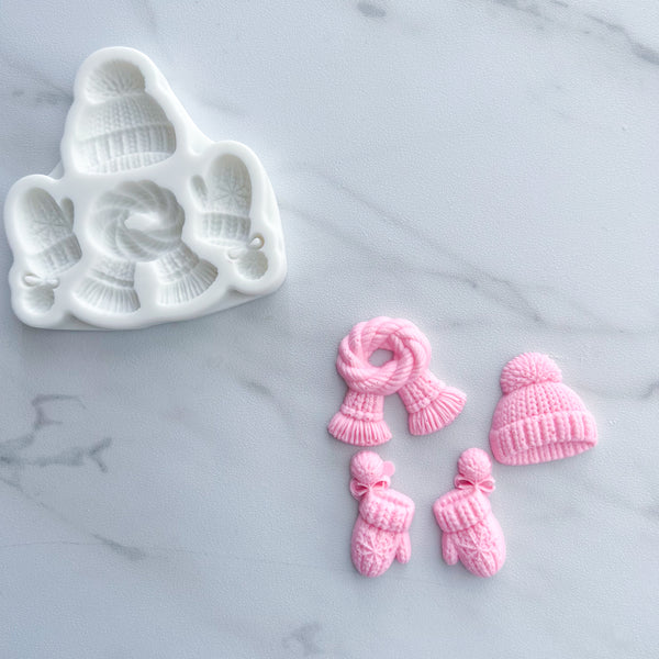 SCARF BEANIE AND MITTENS MOLD