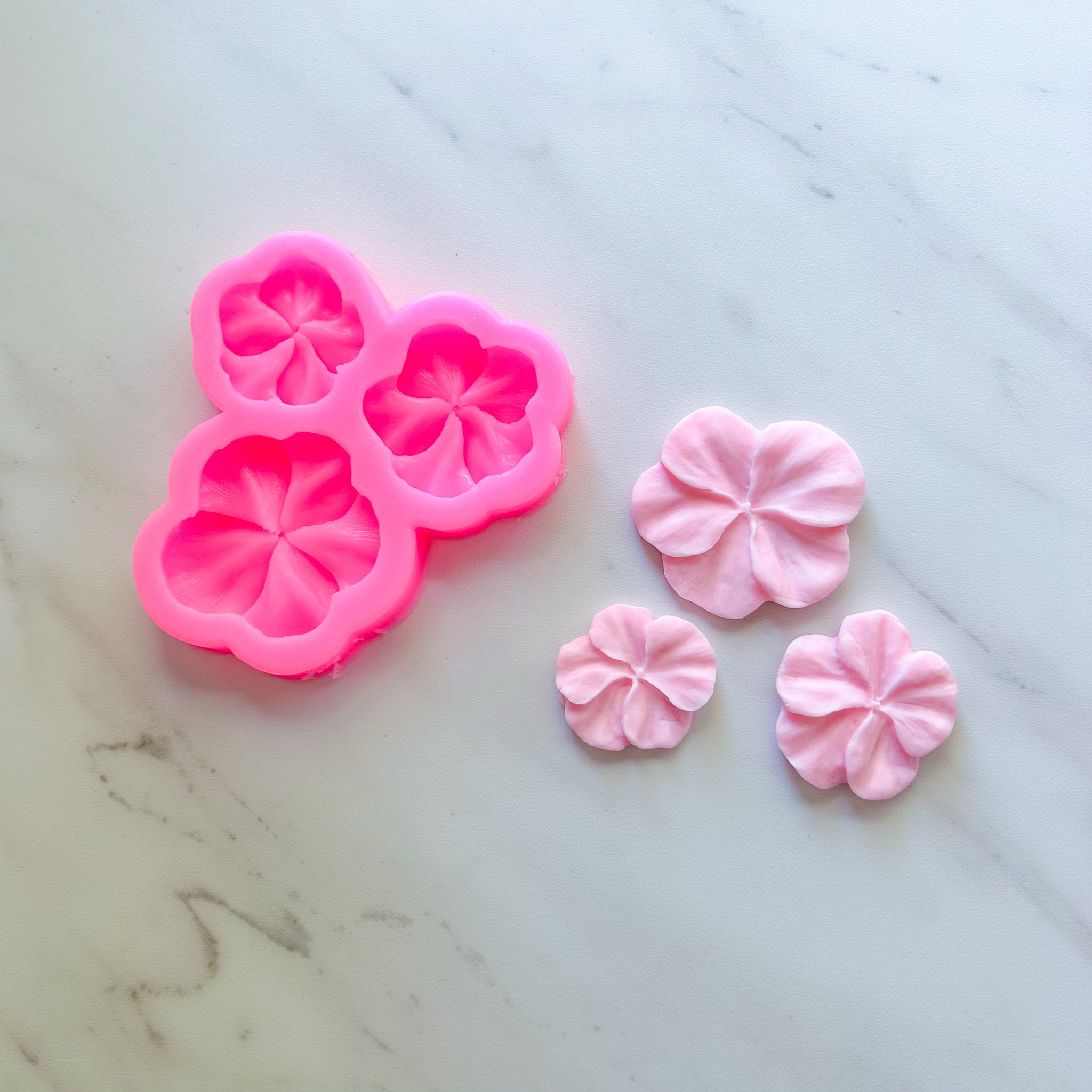 DROP FLOWER TRIO MOLD