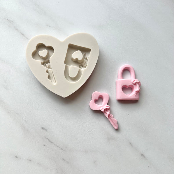 HEART LOCK AND KEY MOLD