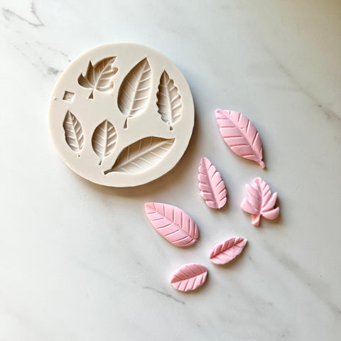 6 PIECE FALL LEAVES MOLD