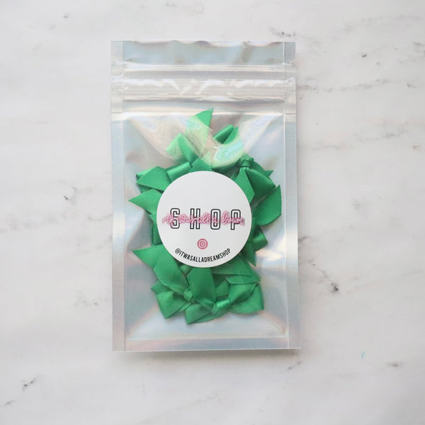 PRE TIED TINY SATIN BOWS (GREEN)