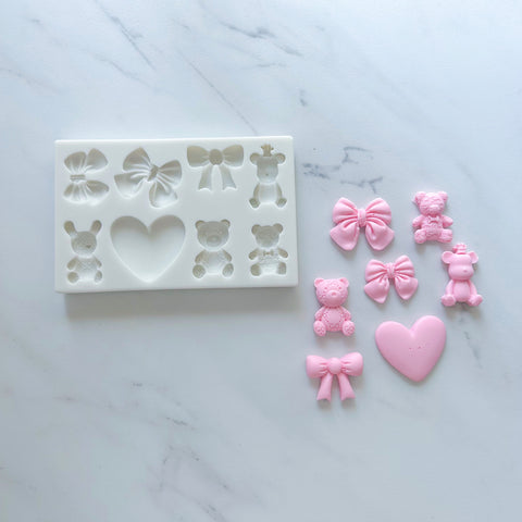 TEDDY BEARS, HEART, AND BOWS MOLD