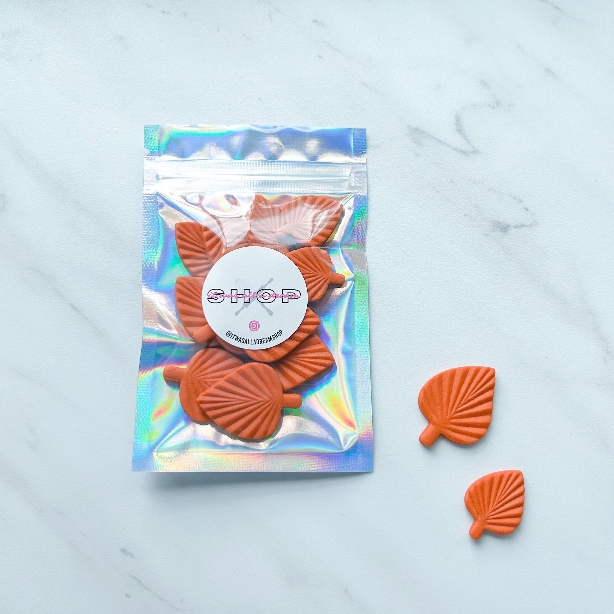 BOHO LEAF EDIBLE DECORATIONS