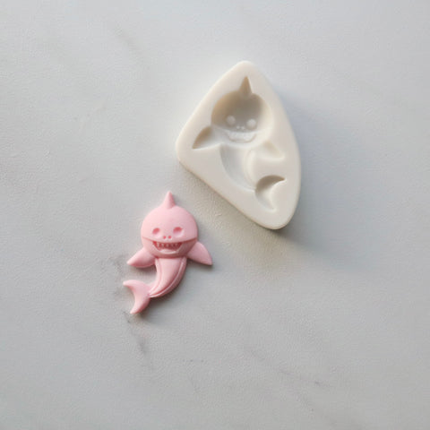 BABY SHARK MOLD