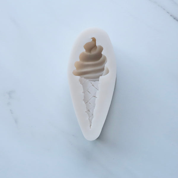 SINGLE ICE CREAM CONE MOLD