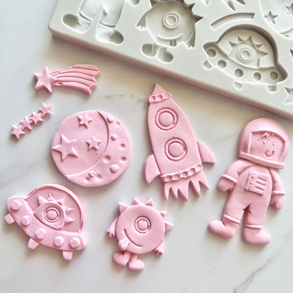 OUTER SPACE MOLD (CAKE SIZE)