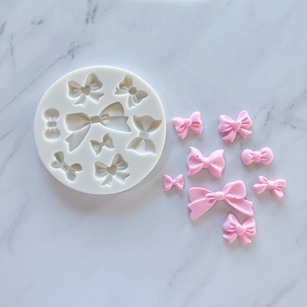 SMALL VARIETY BOW MOLD