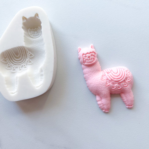 SINGLE LLAMA MOLD