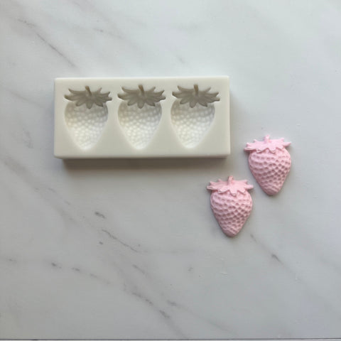 STRAWBERRY TRIO MOLD