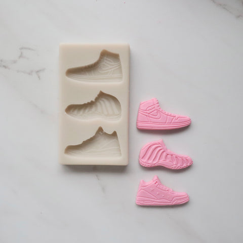 SNEAKER SHOE MOLD